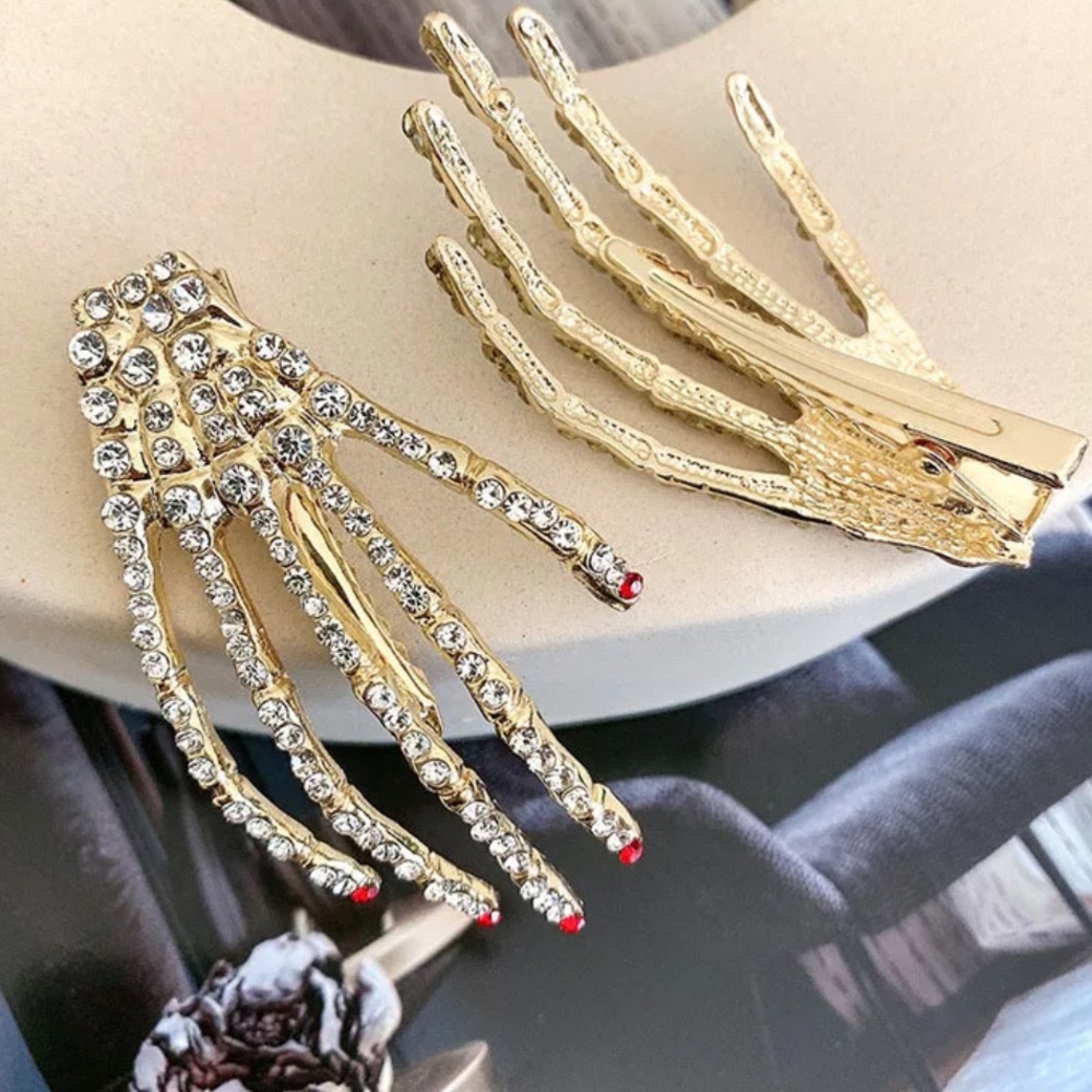 Rhinestone Skeleton Hand Hair Clip Gold (1 Pc) - Picture 4 of 5